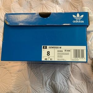 Black size 8 women’s adidas Ozweegos